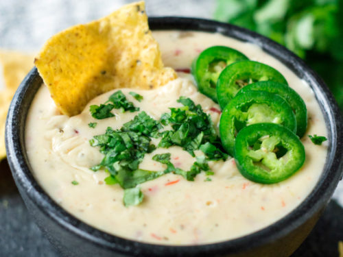 Crock pot white queso dip (& VIDEO!)- White Queso Dip recipe