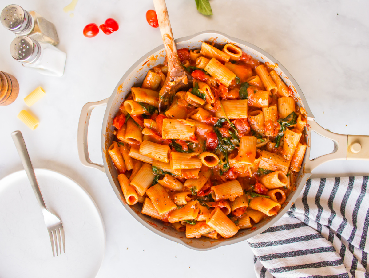 Creamy Tomato Rigatoni in a bowl